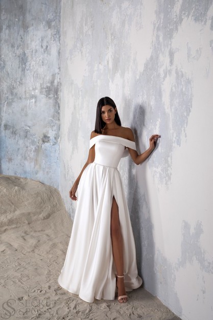 Gabbiano. Свадебное платье Альта. Коллекция Glow 