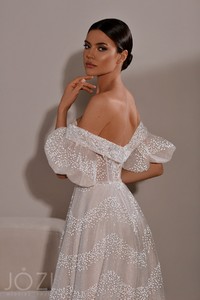 Свадебное платье  Рианна А-силуэт, Со шлейфом, С корсетом