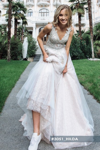 Gabbiano. Свадебное платье Хилда. Коллекция Crystal world 