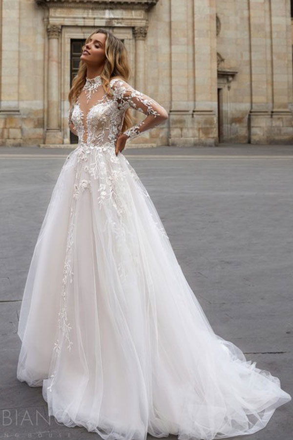 свадебное платье с кружевным верхом