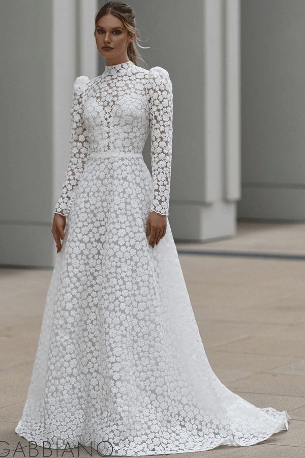 свадебное платье со шлейфом
